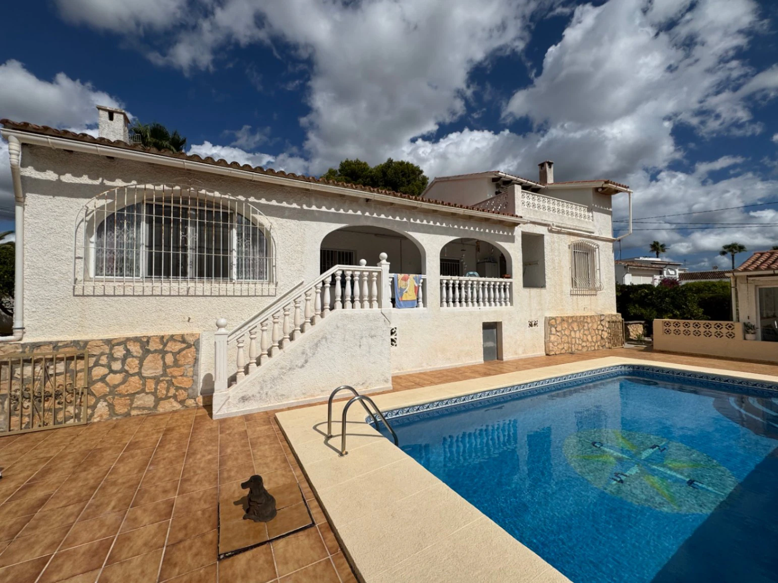CH3374 - 2 Häuser in 1 – Villa mit Meerblick in Benissa-Costa