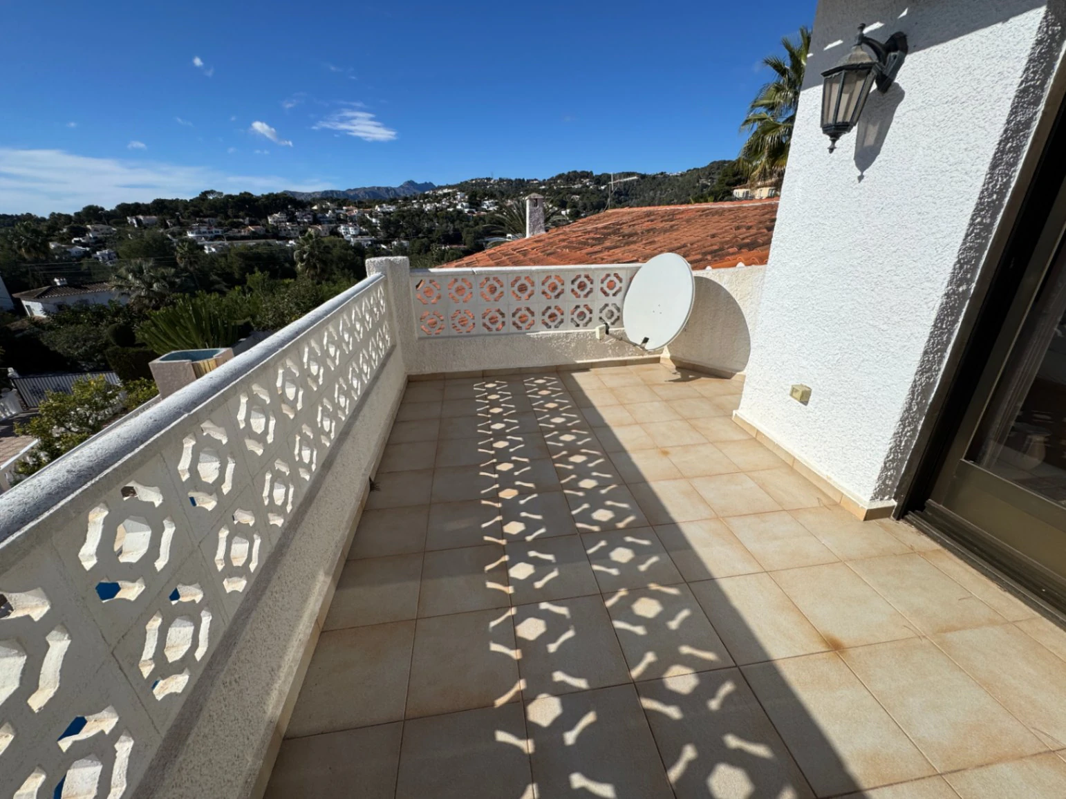 CH3374 - 2 Häuser in 1 – Villa mit Meerblick in Benissa-Costa