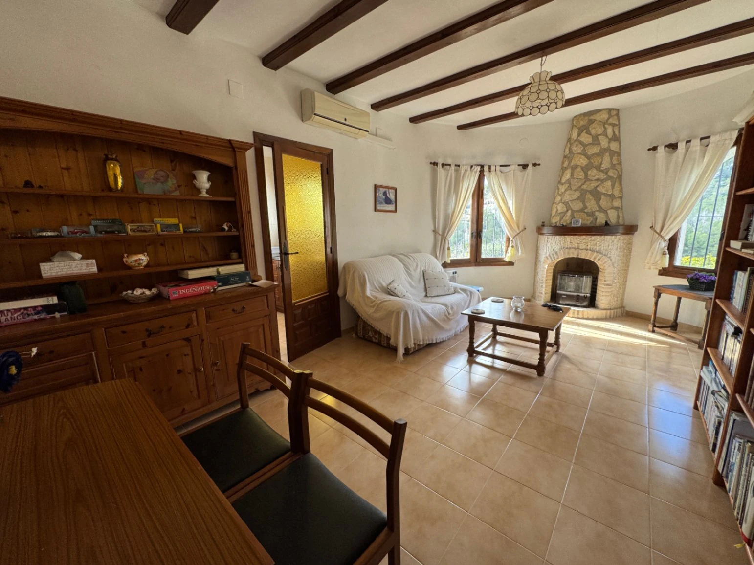 CH3392 - 3-Slaapkamer Villa tussen Moraira en Benissa met Zeezicht te Renoveren