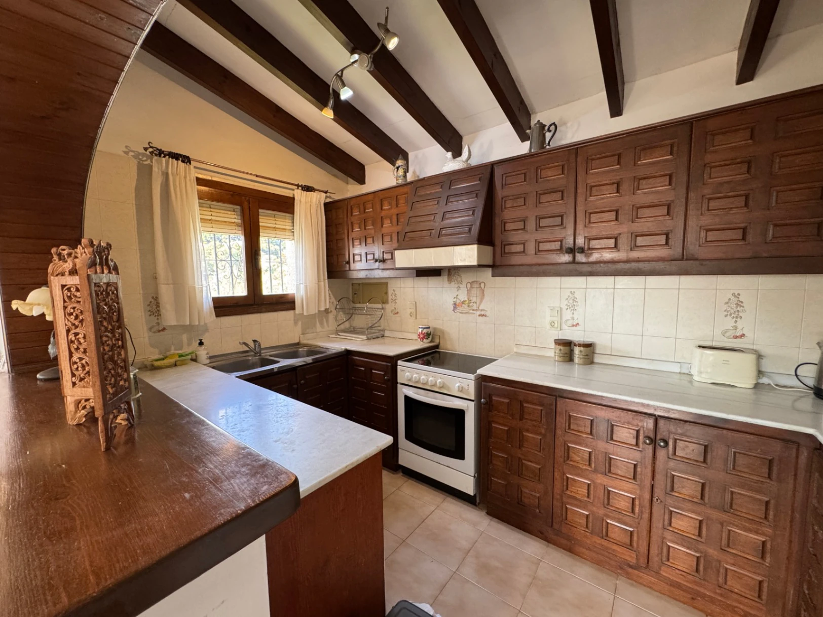 CH3392 - 3-Slaapkamer Villa tussen Moraira en Benissa met Zeezicht te Renoveren