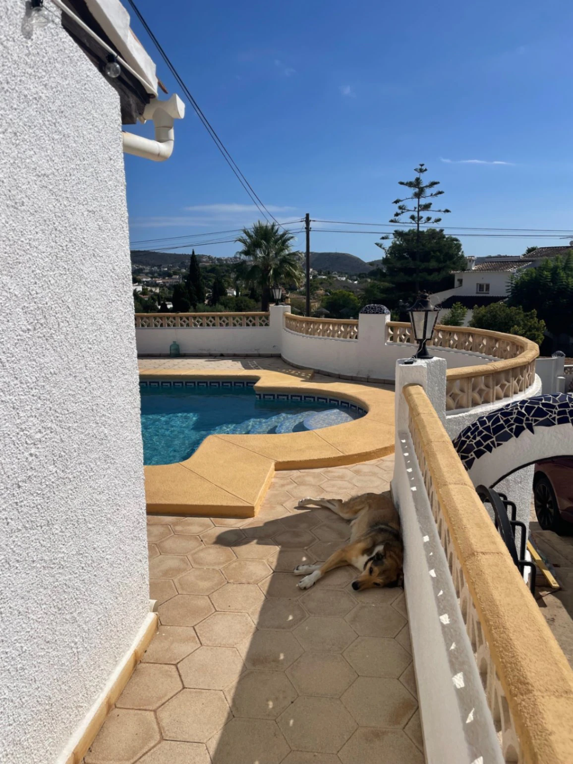 Villa for sale in Moraira with pool, open views and privacy