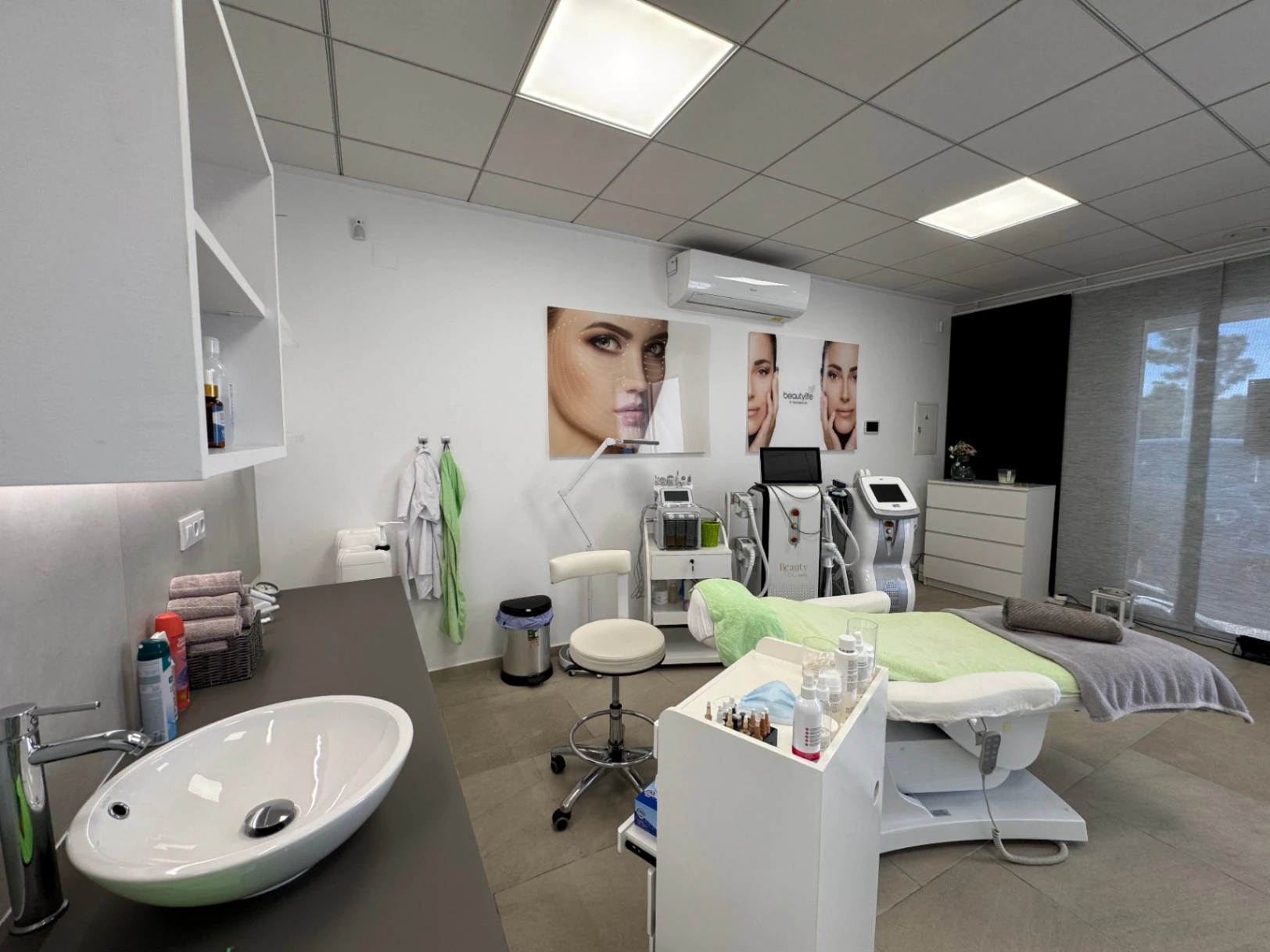 Commercial Premises for Sale in Moraira – Not a Lease Transfer - Without any Equipment