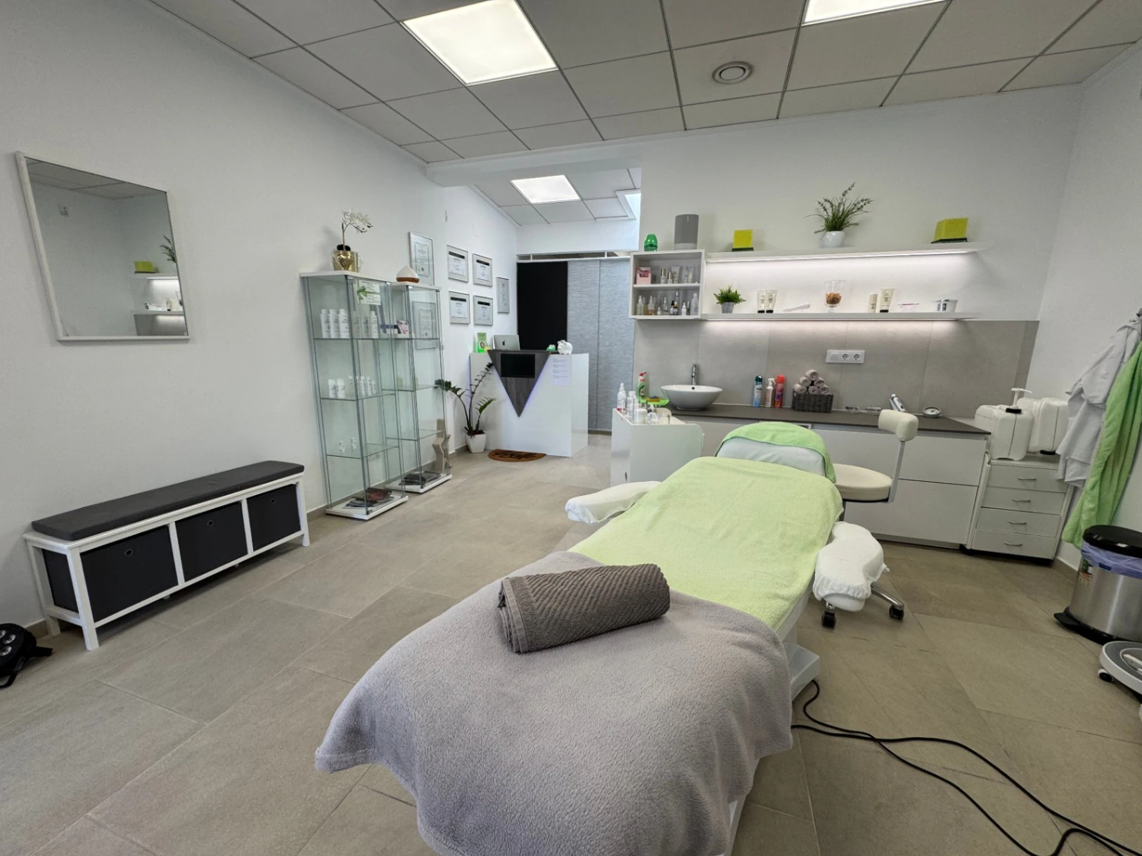 Commercial Premises for Sale in Moraira – Not a Lease Transfer - Without any Equipment