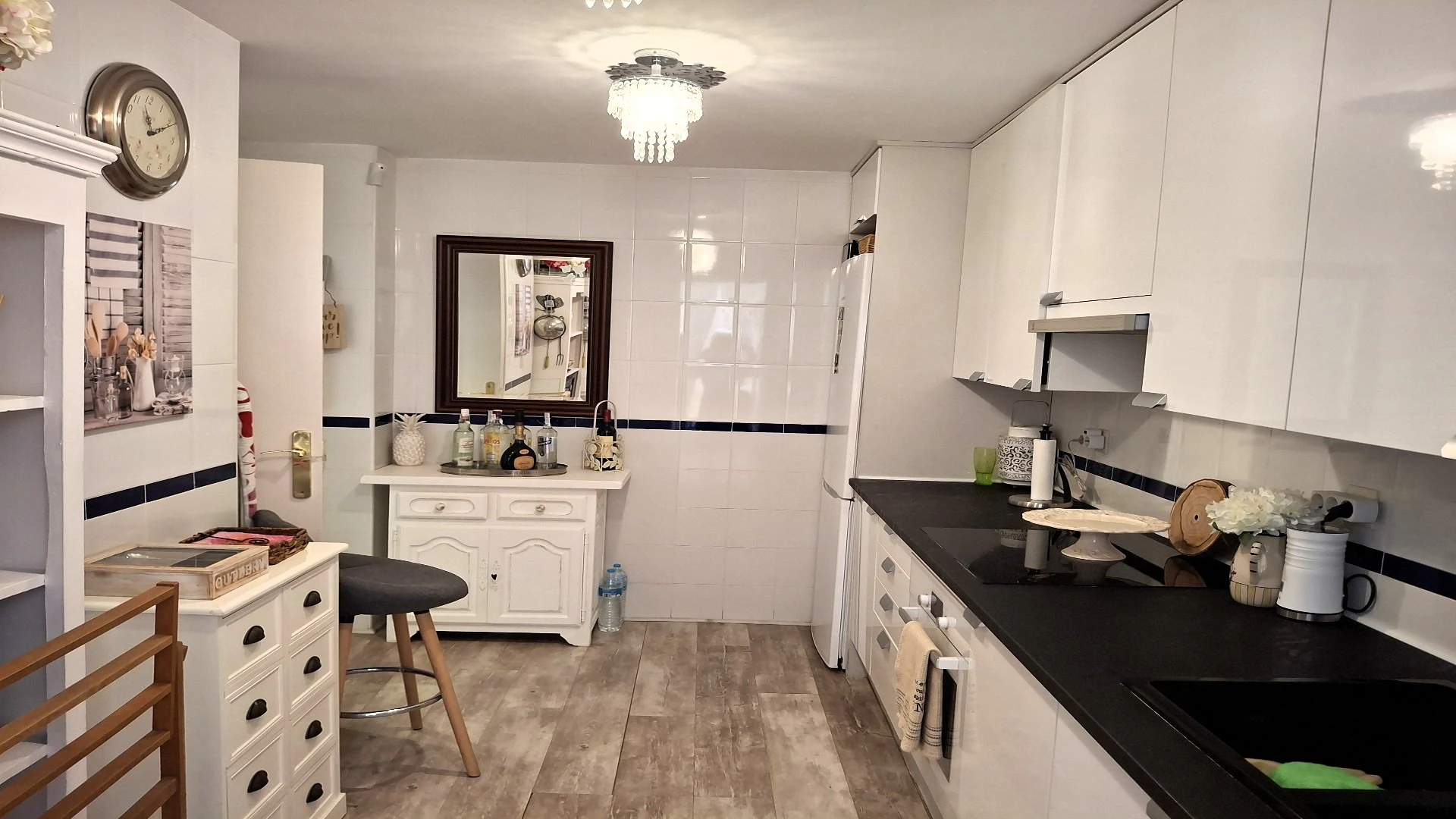 A0874 - Wohnung zum Verkauf in Teulada mit Aufzug, Terrasse und freiem Ausblick
