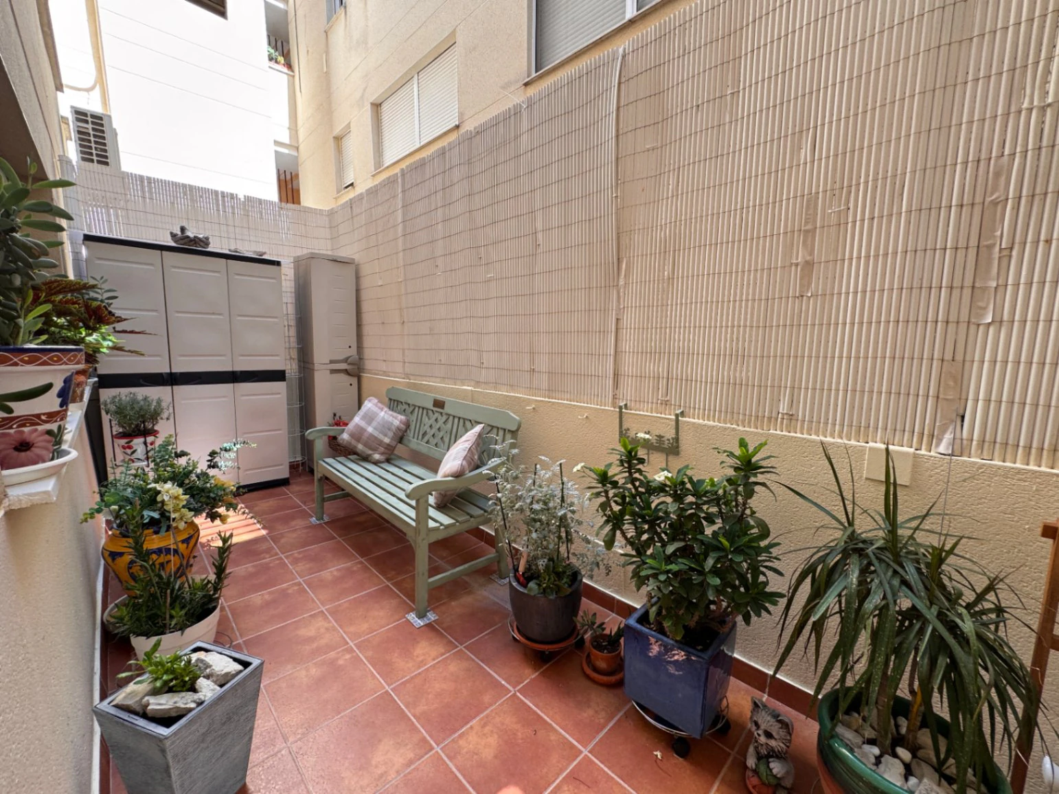 A0874 - Apartamento en venta en Teulada con ascensor, terraza y vistas abiertas