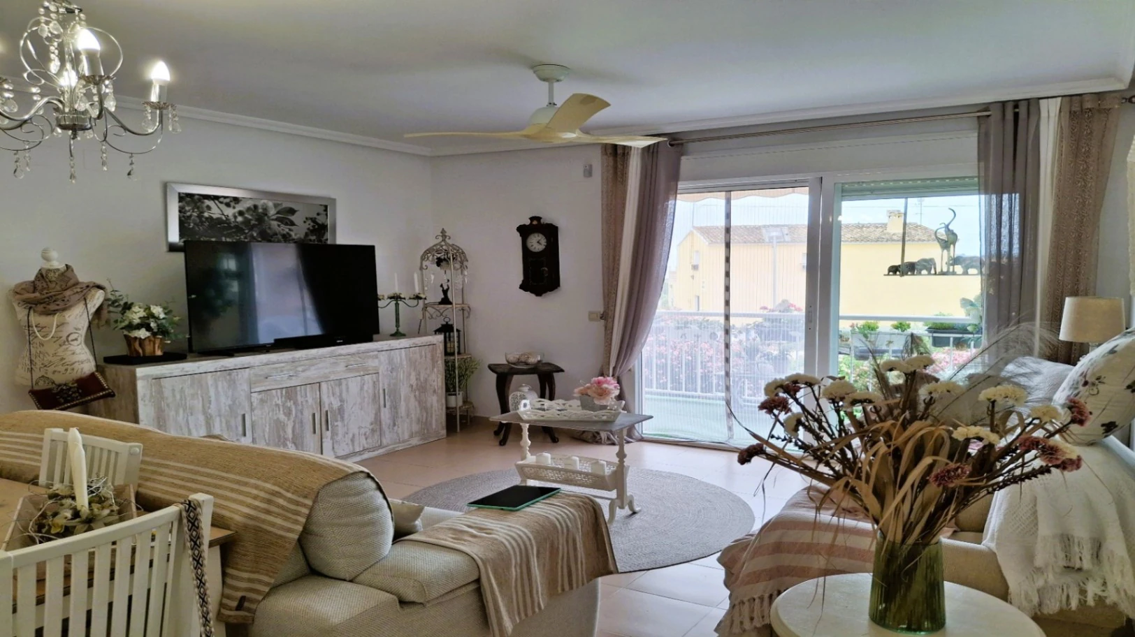 A0874 - Apartamento en venta en Teulada con ascensor, terraza y vistas abiertas