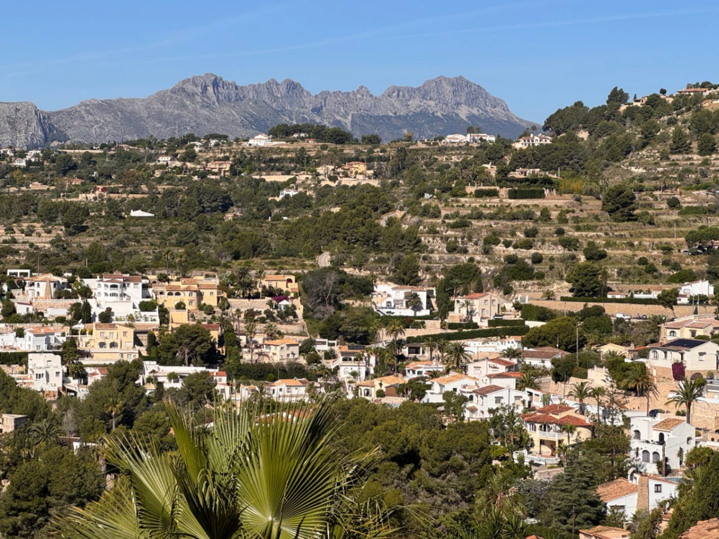 Renovation Villa for Sale in Benissa – Montemar | South Facing, Sea Glimpses & Great Potential