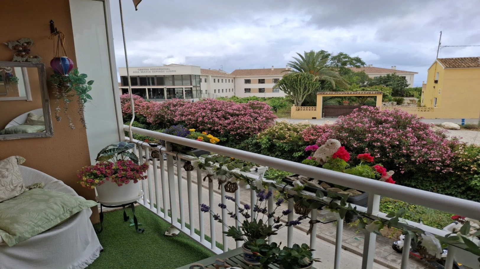 A0874 - Apartamento en venta en Teulada con ascensor, terraza y vistas abiertas