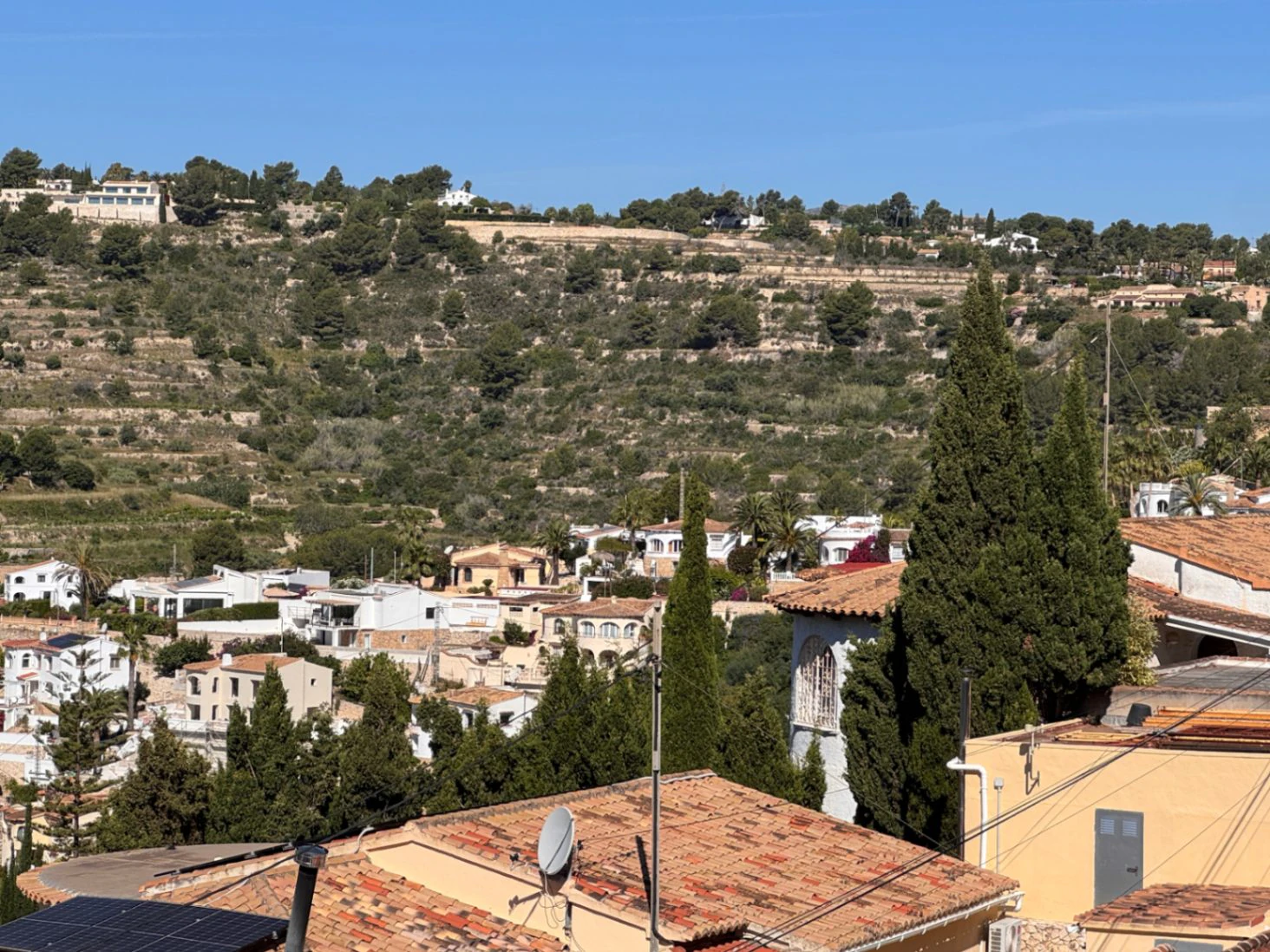 Renovation Villa for Sale in Benissa – Montemar | South Facing, Sea Glimpses & Great Potential
