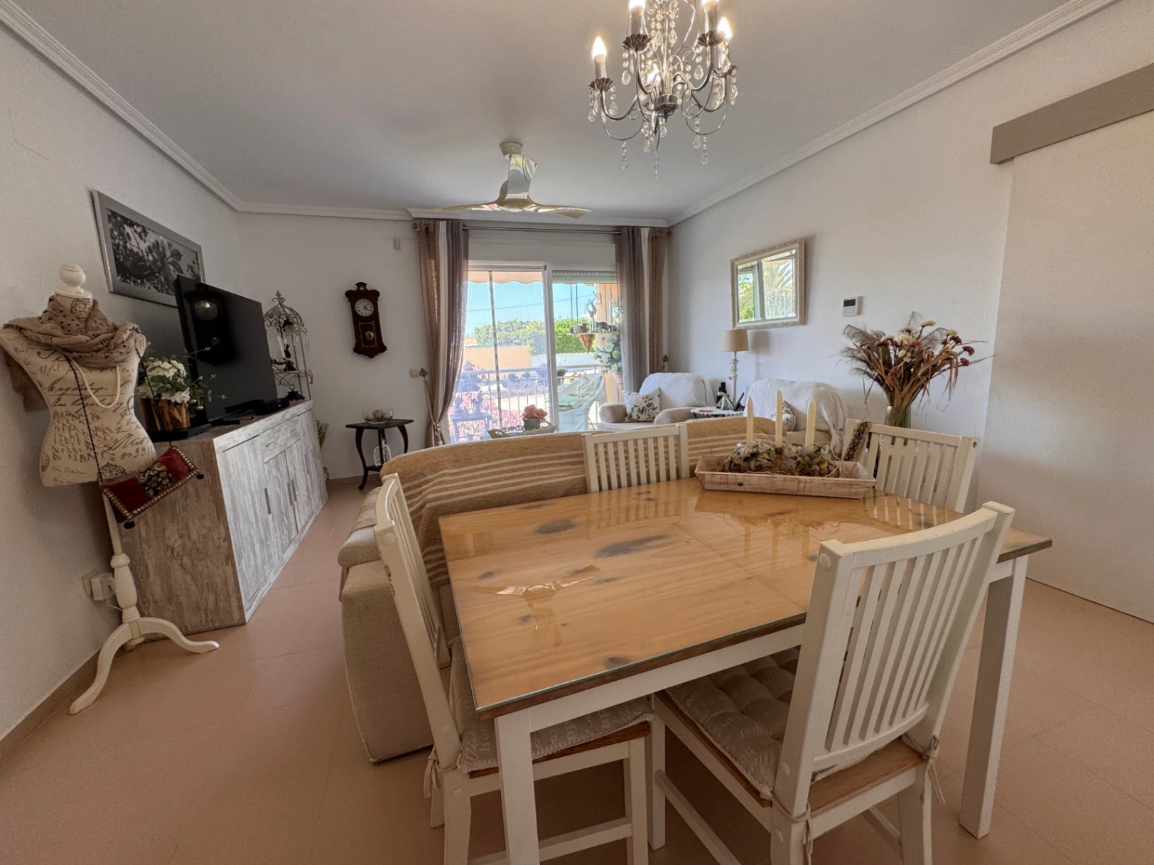 A0874 - Apartamento en venta en Teulada con ascensor, terraza y vistas abiertas