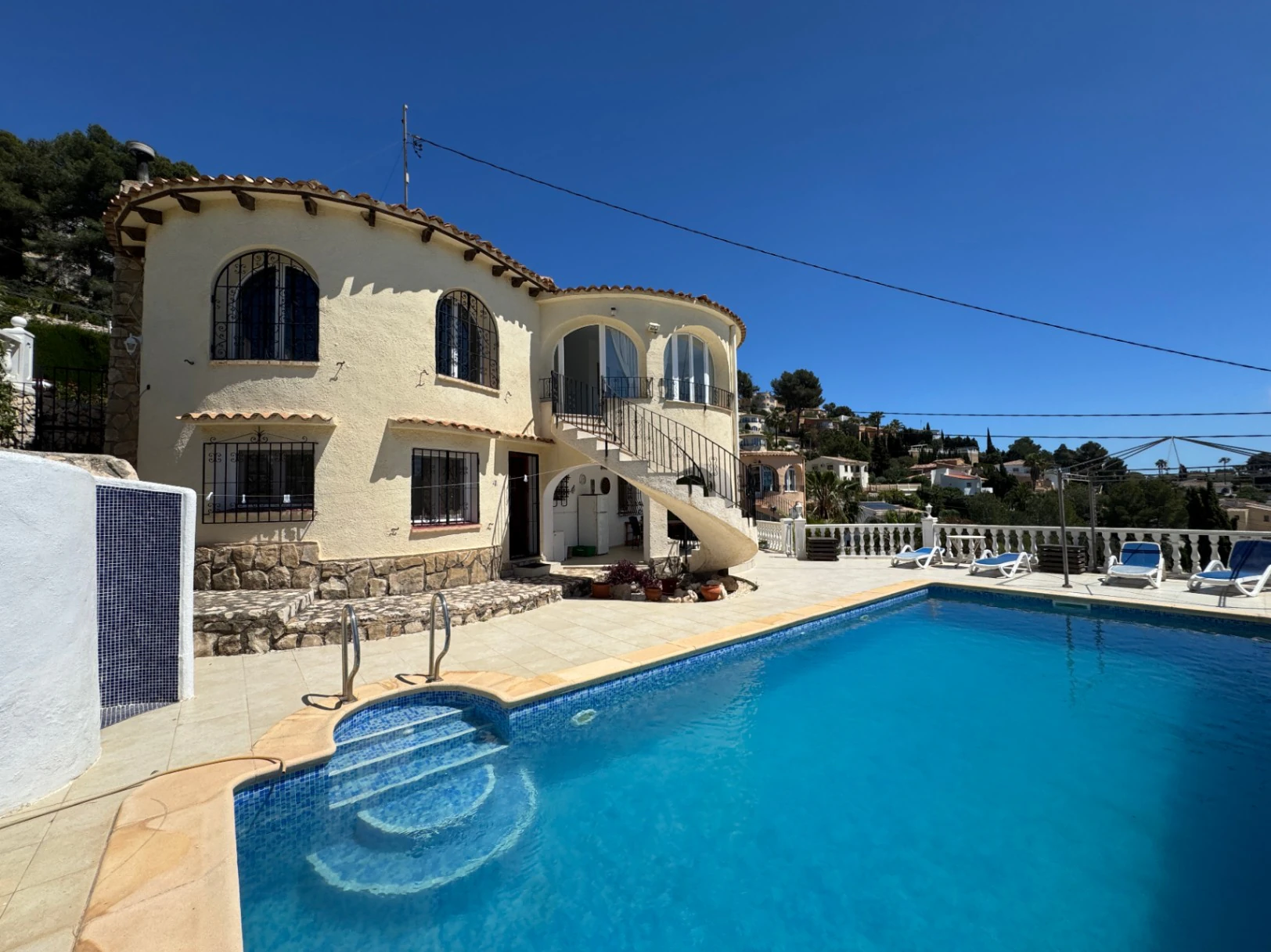 CH3403 - Villa mit Meerblick in Benissa Costa mit separater Gästewohnung, Pool und Panoramablick