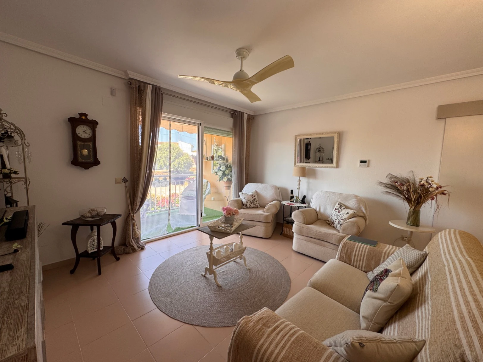 A0874 - Wohnung zum Verkauf in Teulada mit Aufzug, Terrasse und freiem Ausblick