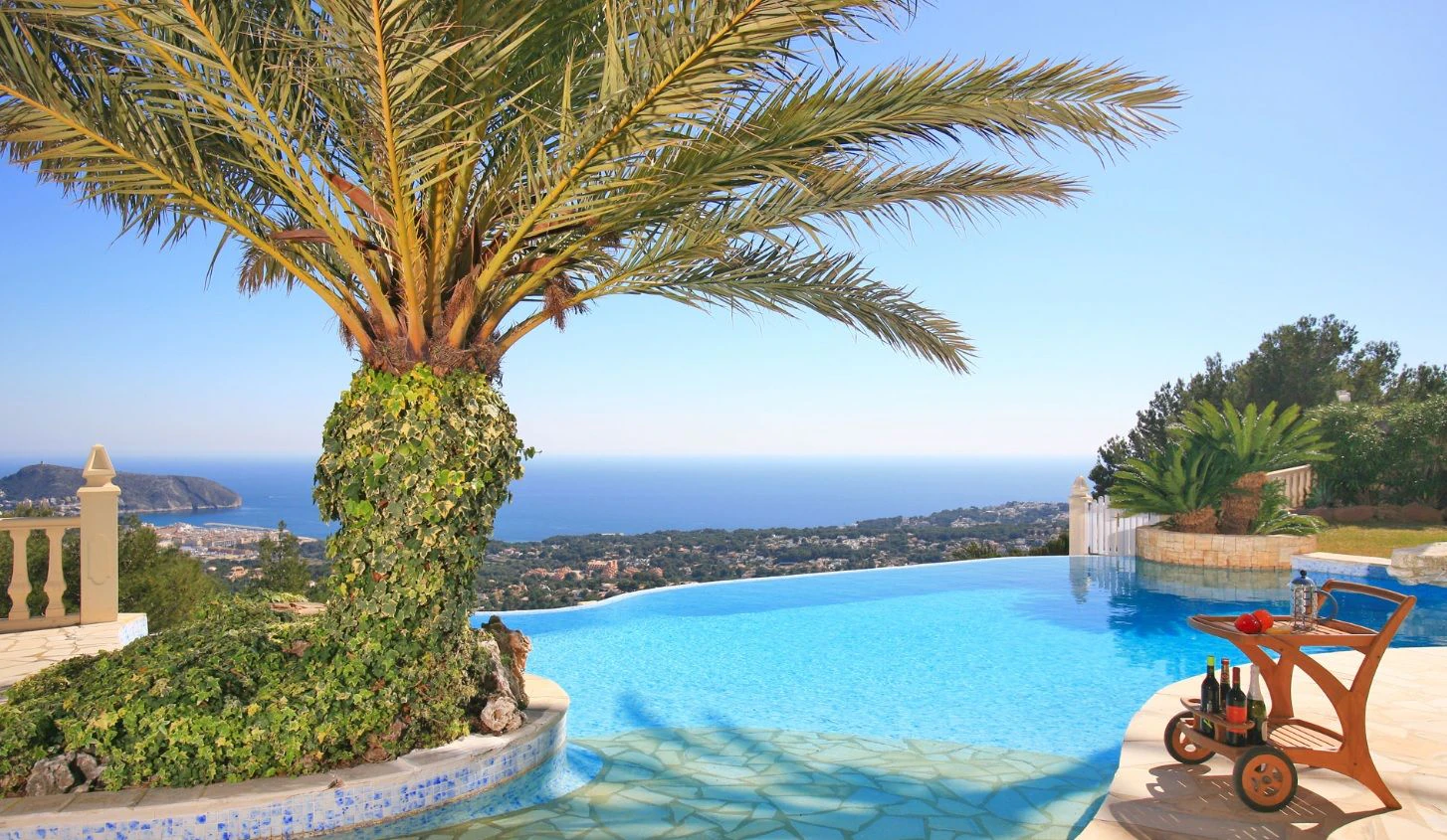 CH3411 - Fantastisk villa med panoramautsikt över havet till salu i Moraira Benimeit, privat pool och 4 sovrum