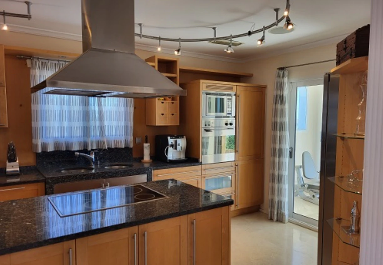 CH3411 - Fantastisk villa med panoramautsikt över havet till salu i Moraira Benimeit, privat pool och 4 sovrum