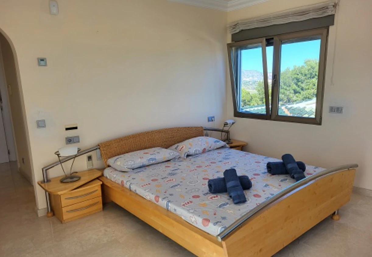 CH3411 - Fantastisk villa med panoramautsikt över havet till salu i Moraira Benimeit, privat pool och 4 sovrum
