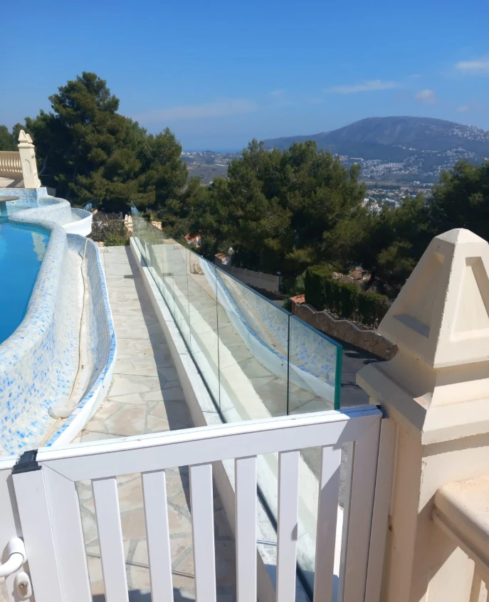 CH3411 - Fantastisk villa med panoramautsikt över havet till salu i Moraira Benimeit, privat pool och 4 sovrum