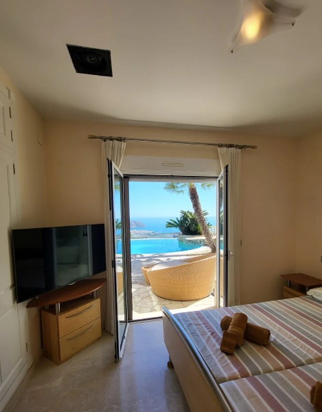 CH3411 - Fantastisk villa med panoramautsikt över havet till salu i Moraira Benimeit, privat pool och 4 sovrum
