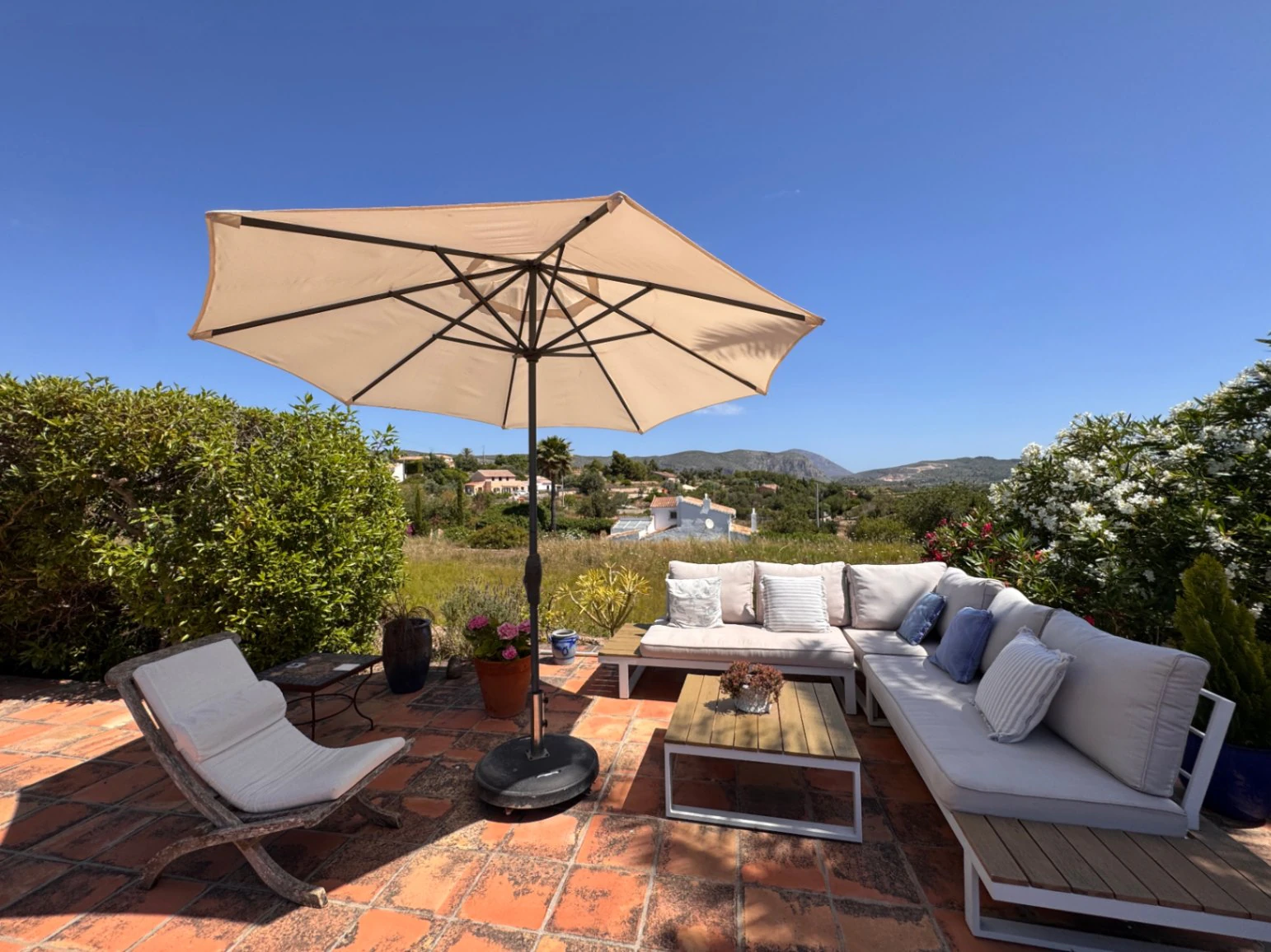 Finca à vendre à Teulada entre Benissa et Moraira avec maison d’invités et piscine privée