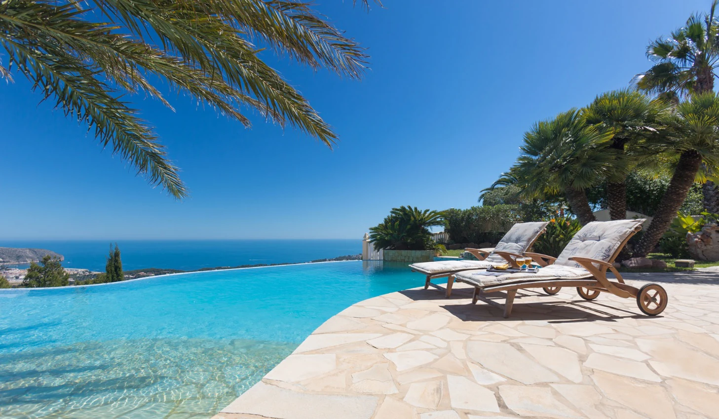 CH3411 - Fantastisk villa med panoramautsikt över havet till salu i Moraira Benimeit, privat pool och 4 sovrum