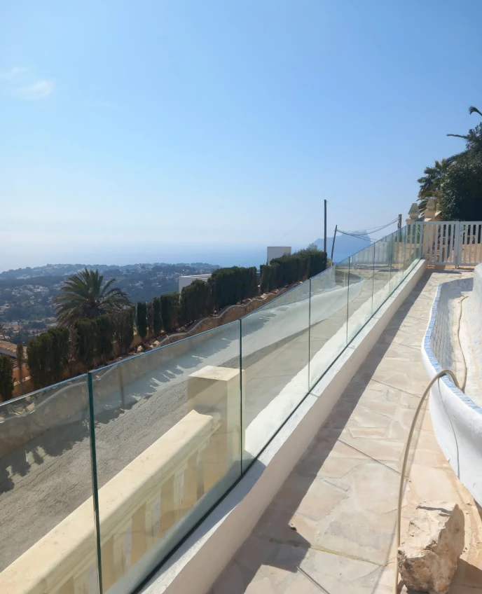 CH3411 - Fantastisk villa med panoramautsikt över havet till salu i Moraira Benimeit, privat pool och 4 sovrum