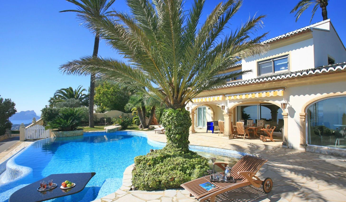 CH3411 - Fantastisk villa med panoramautsikt över havet till salu i Moraira Benimeit, privat pool och 4 sovrum