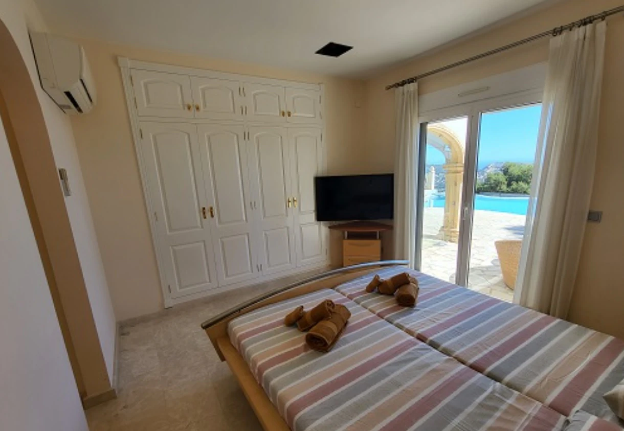CH3411 - Fantastisk villa med panoramautsikt över havet till salu i Moraira Benimeit, privat pool och 4 sovrum