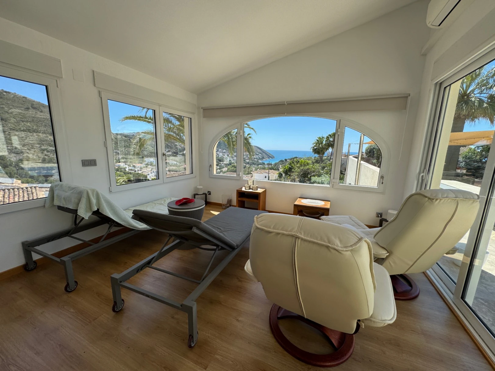 CH3402 - Exklusiv lyxvilla med panoramautsikt över havet i El Portet Moraira, Costa Blanca Spanien