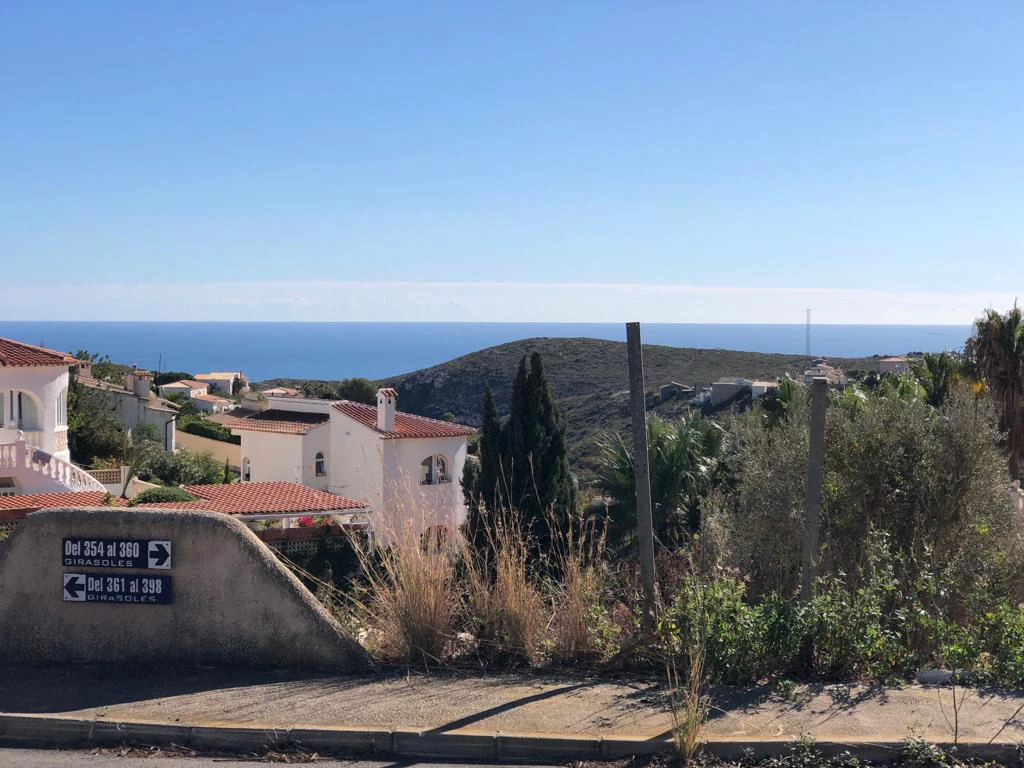 Projekt: Moderne Luxusvilla mit wunderschönem Meerblick