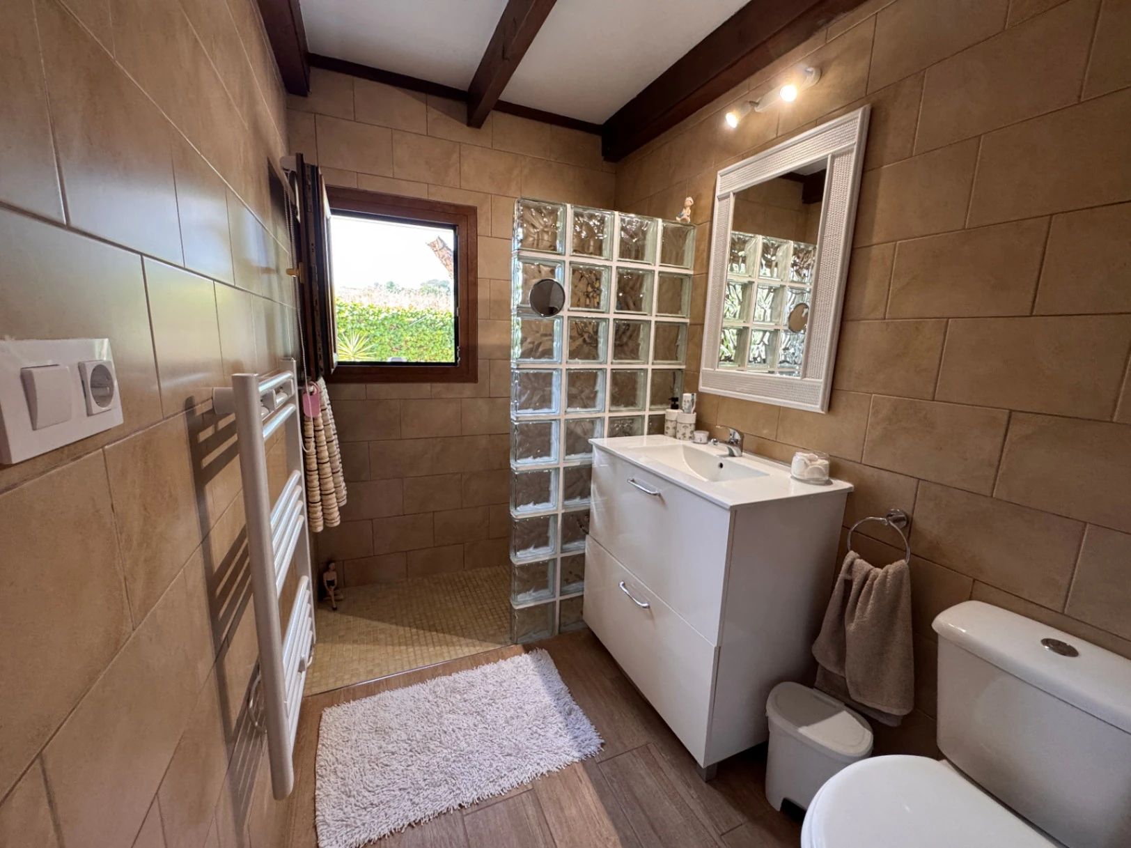Encantadora Casa de Campo con Carácter en Venta en Benitachell