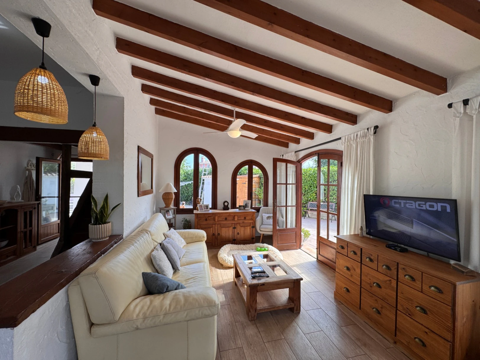 Encantadora Casa de Campo con Carácter en Venta en Benitachell