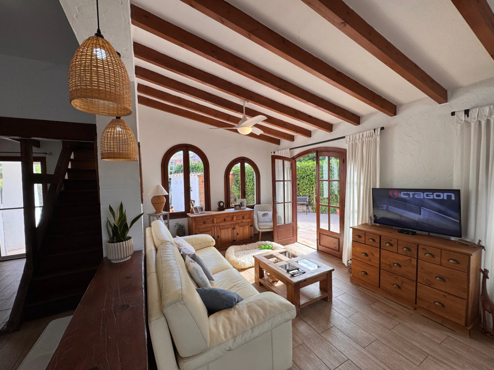Encantadora Casa de Campo con Carácter en Venta en Benitachell
