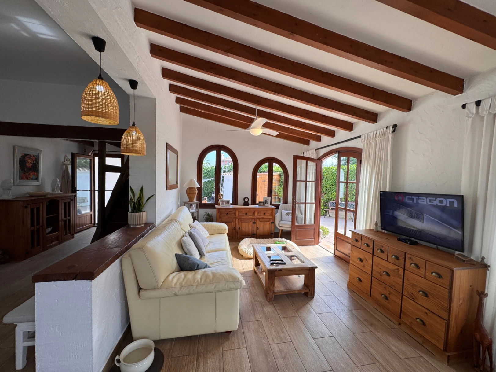 Encantadora Casa de Campo con Carácter en Venta en Benitachell