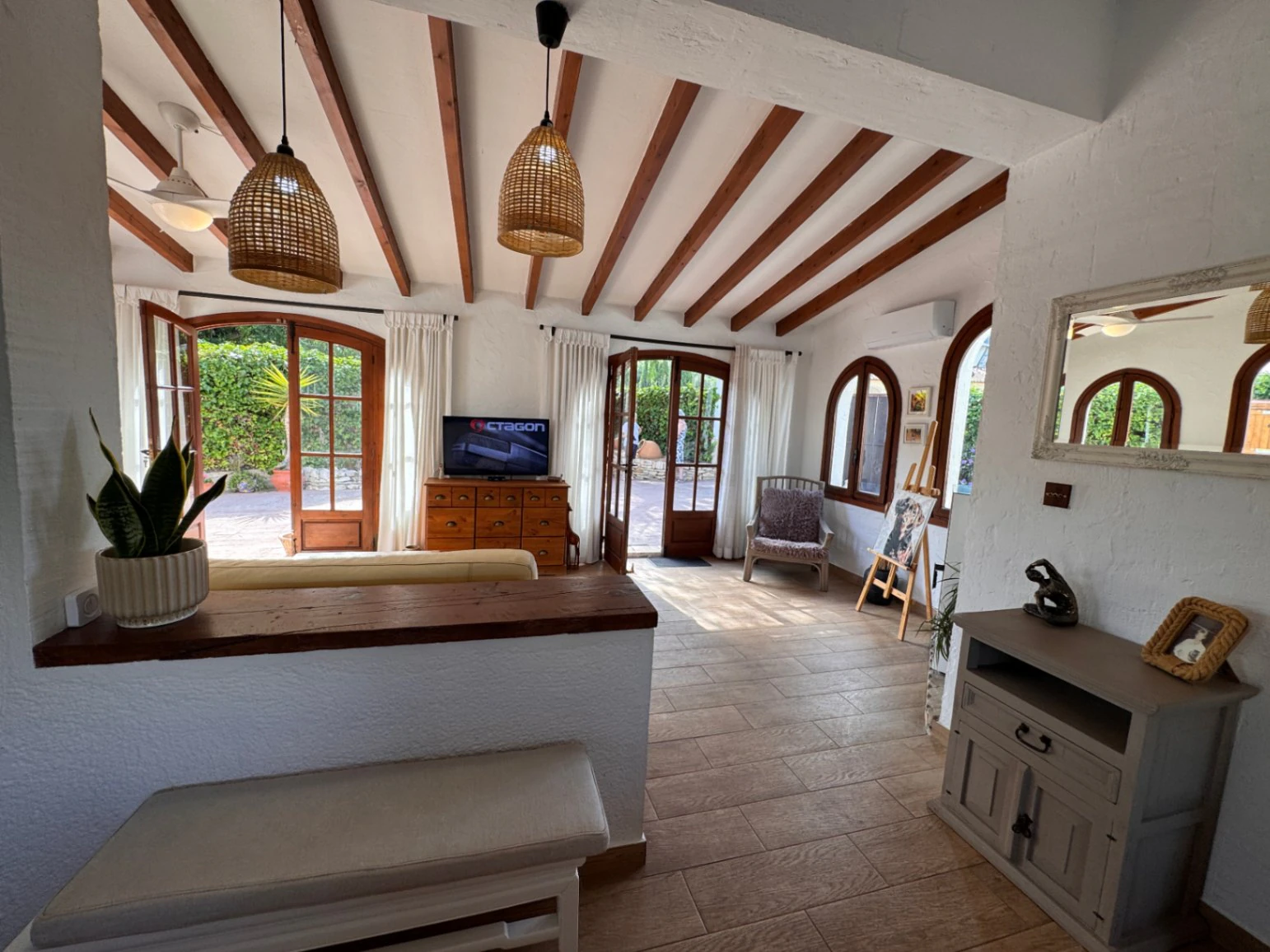 Encantadora Casa de Campo con Carácter en Venta en Benitachell