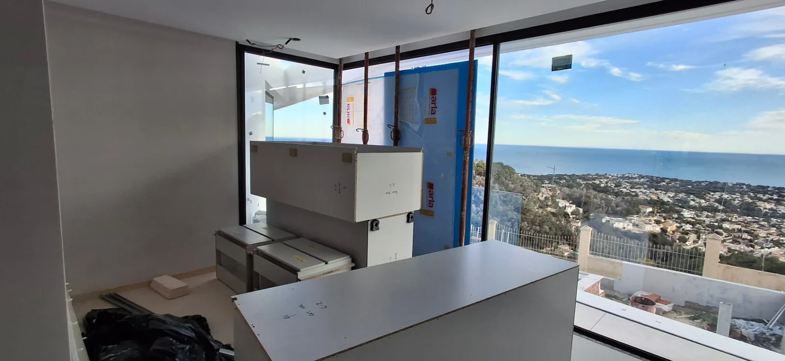 Luxe villa met uitzicht op de hele kust in Moraira