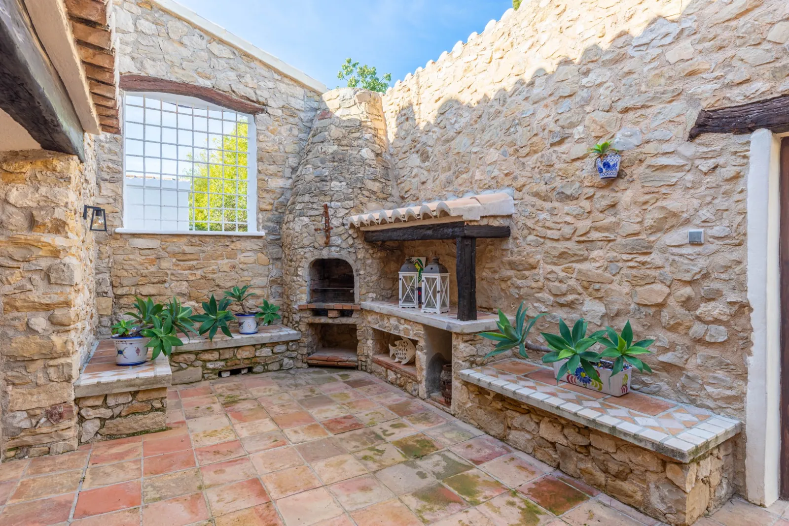 Country House / Finca te verkoop in Moraira
