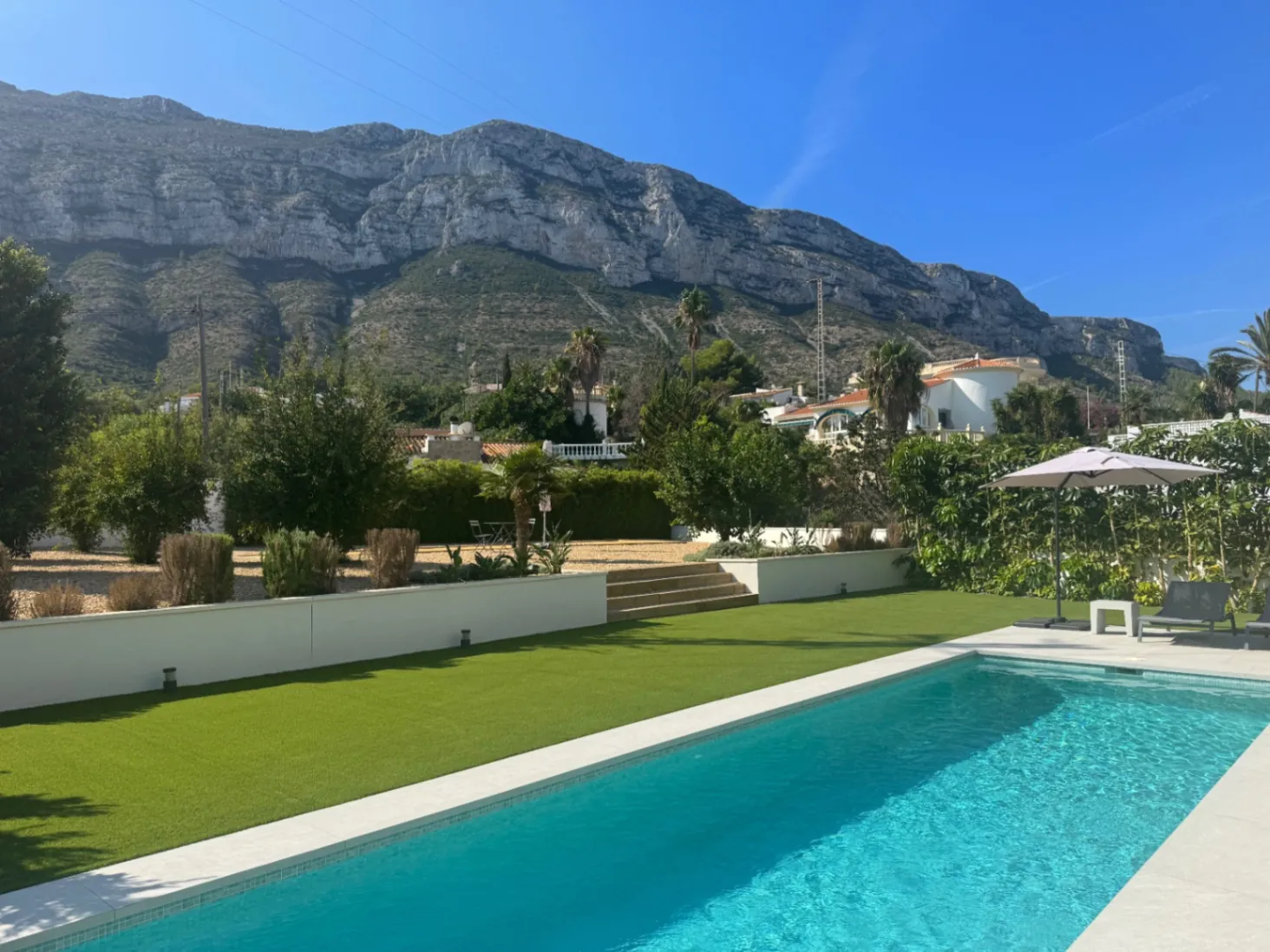 Villa met uitzicht op de Montgó, energielabel A en verwarmd zwembad - Denia