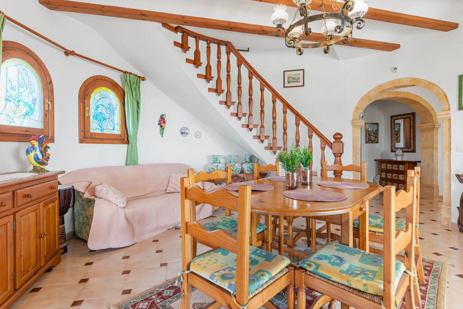 Villa met een groot perceel te koop in Moraira