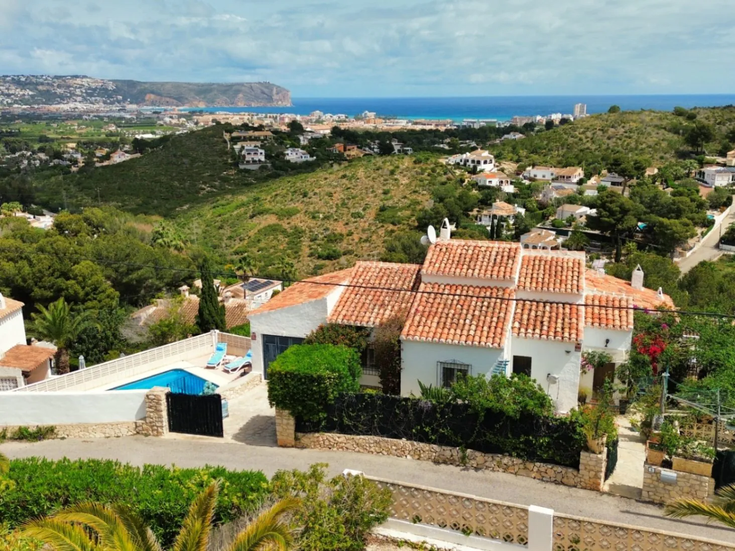 Villa met verbouwpotentieel in Jávea