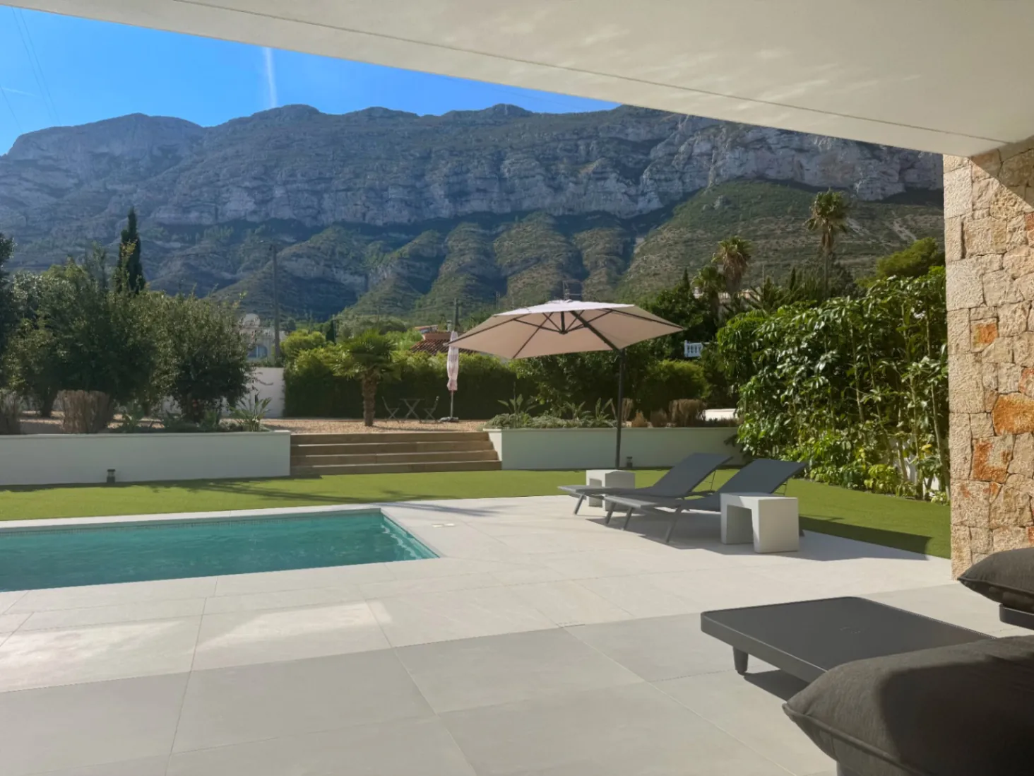 Villa met uitzicht op de Montgó, energielabel A en verwarmd zwembad - Denia