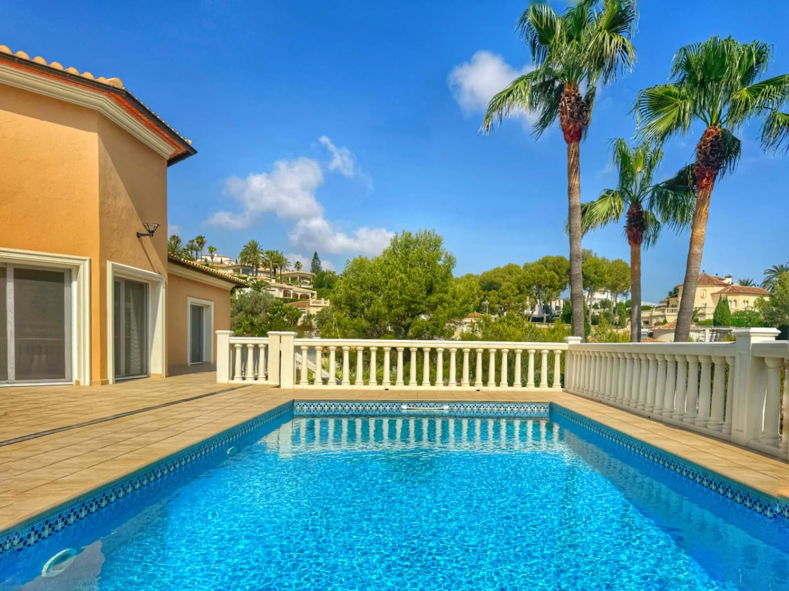 Exclusieve villa in Marquesa VI: privacy, luxe en comfort
