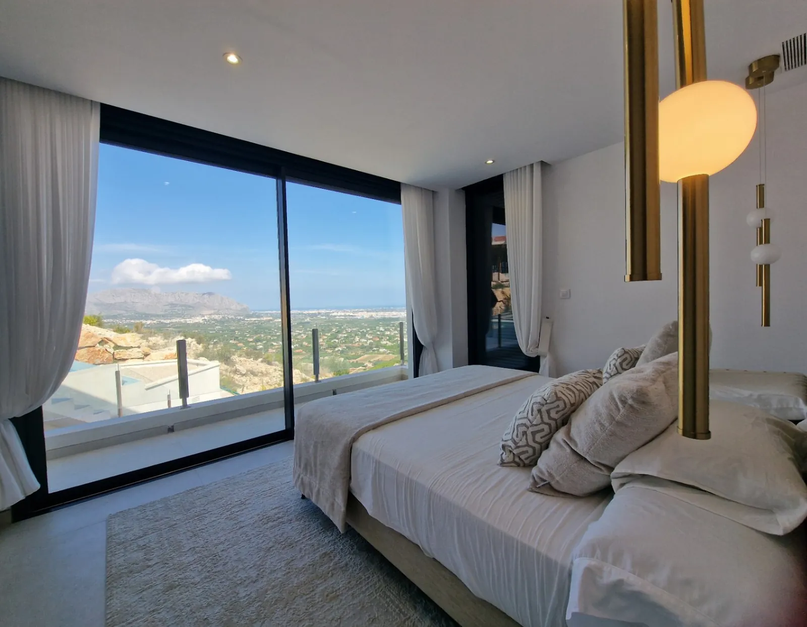Moderne villa met 4 slaapkamers in Monte Solana, Pedreguer