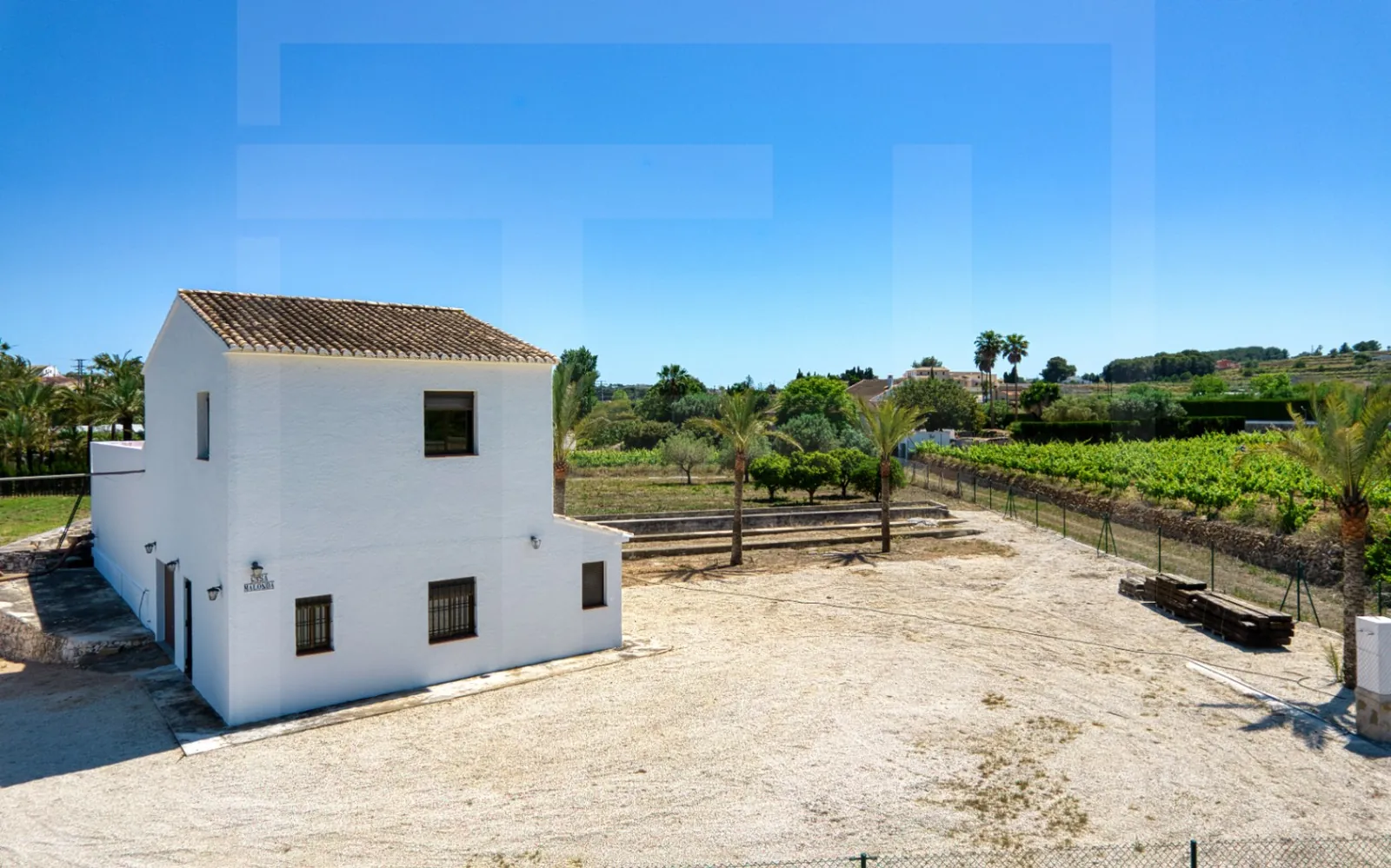 Uitzonderlijk landelijk onroerend goed met ontwikkelingspotentieel in Moraira/Teulada