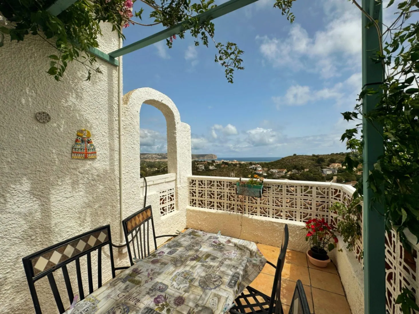 Villa met verbouwpotentieel in Jávea