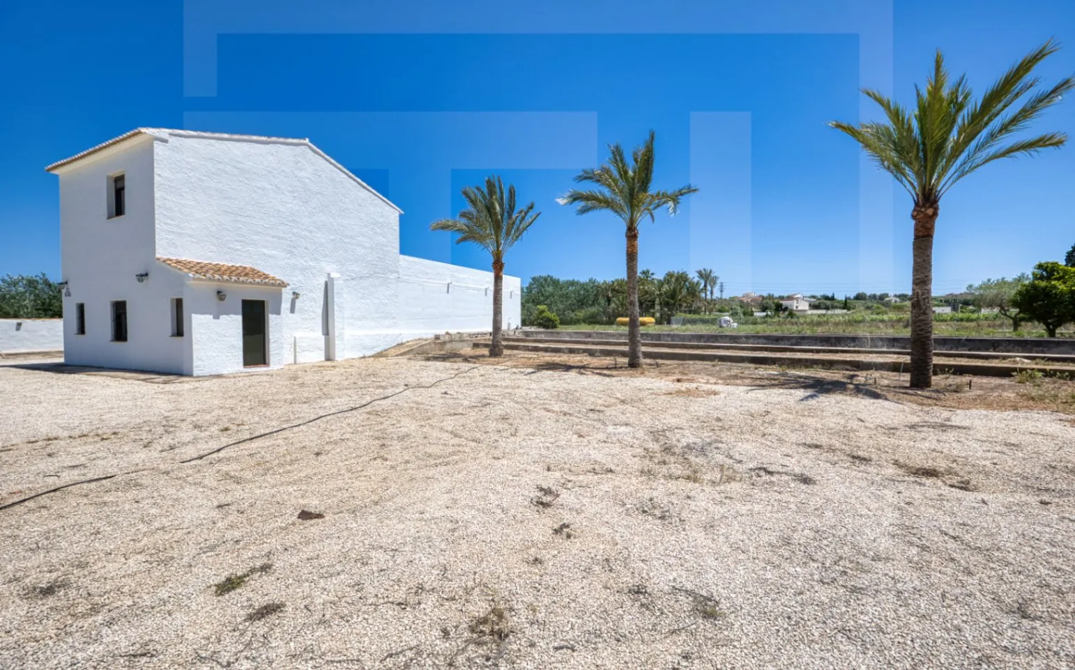 Uitzonderlijk landelijk onroerend goed met ontwikkelingspotentieel in Moraira/Teulada