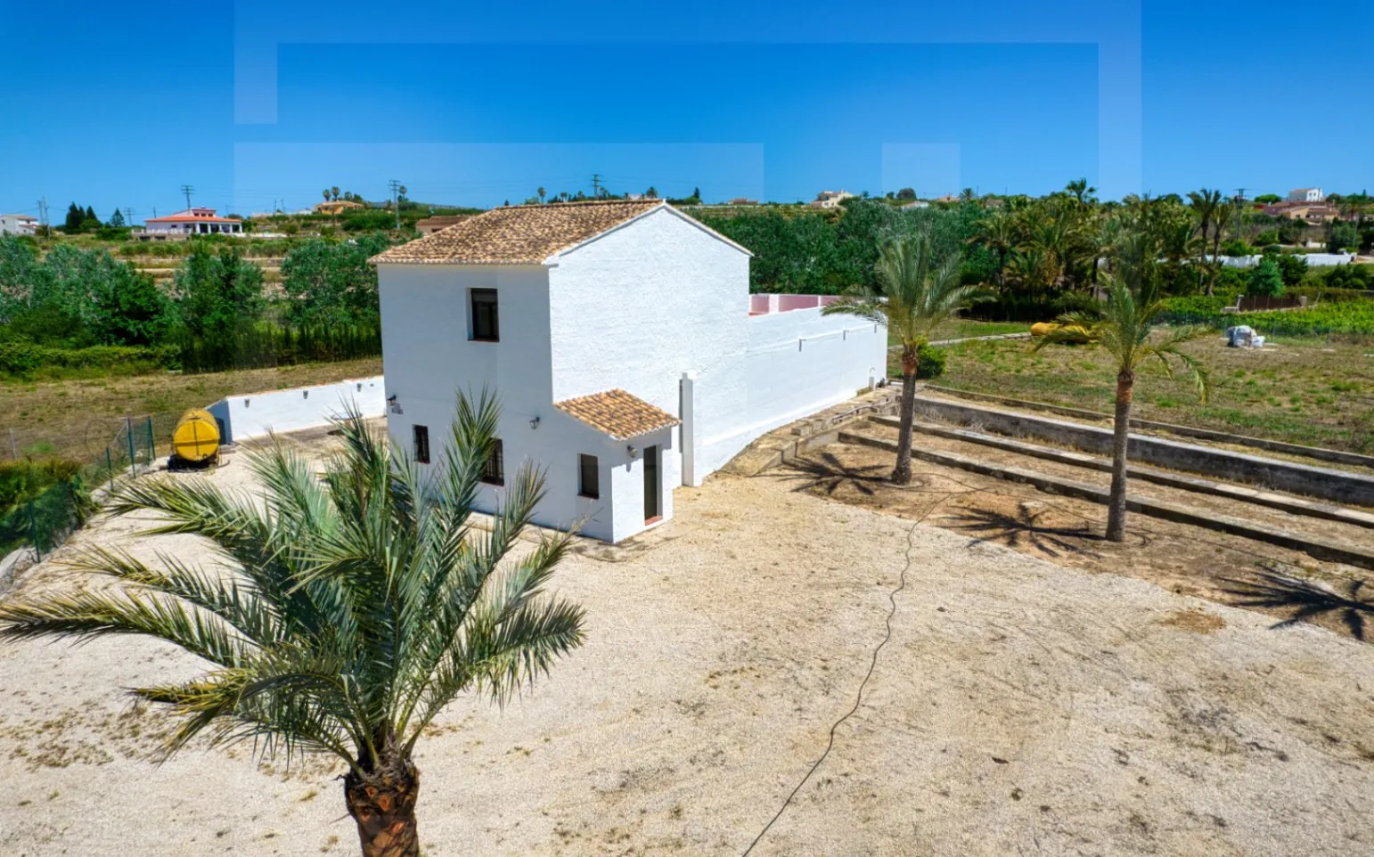 Uitzonderlijk landelijk onroerend goed met ontwikkelingspotentieel in Moraira/Teulada