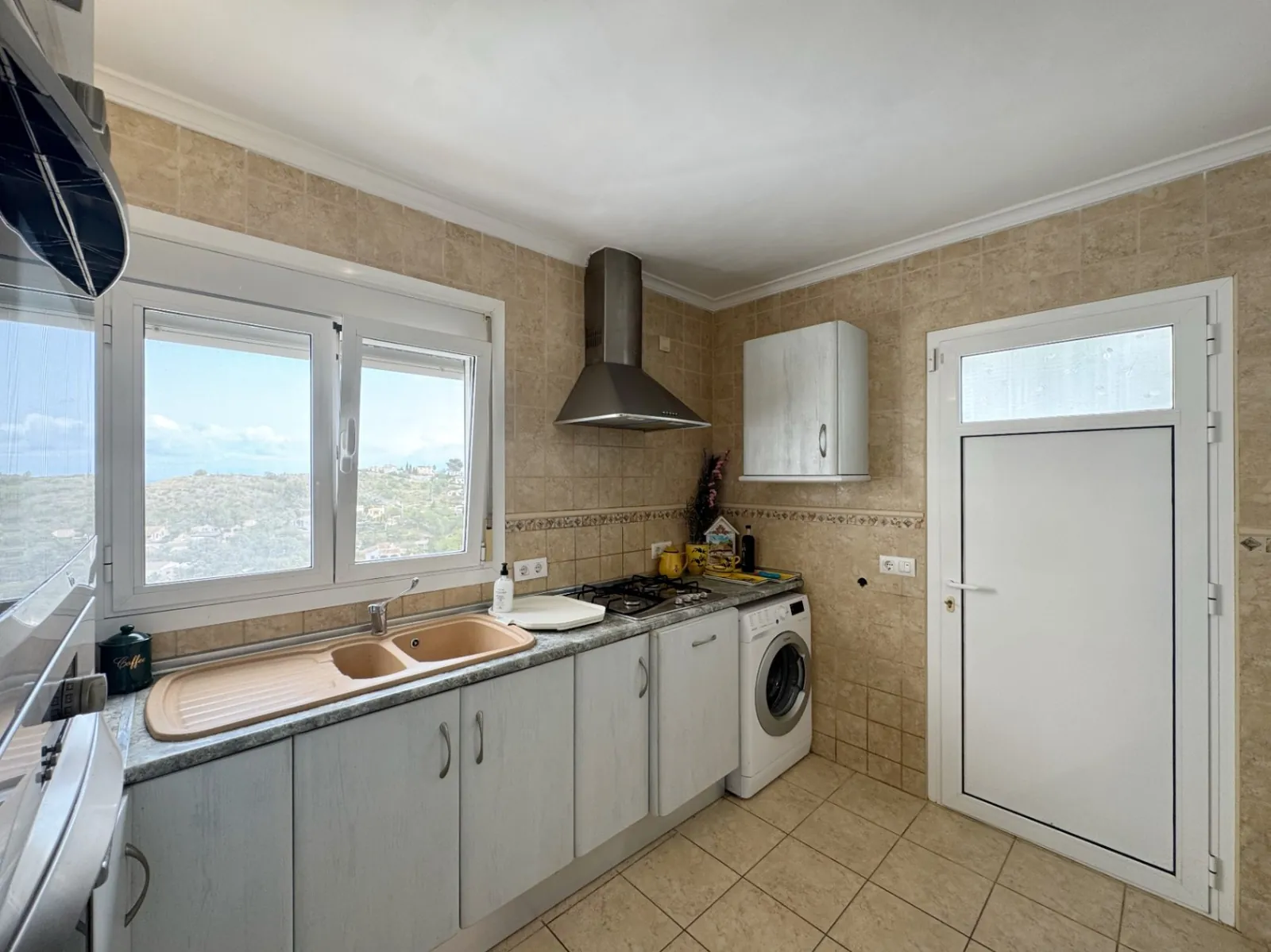 Villa met verbouwpotentieel in Jávea