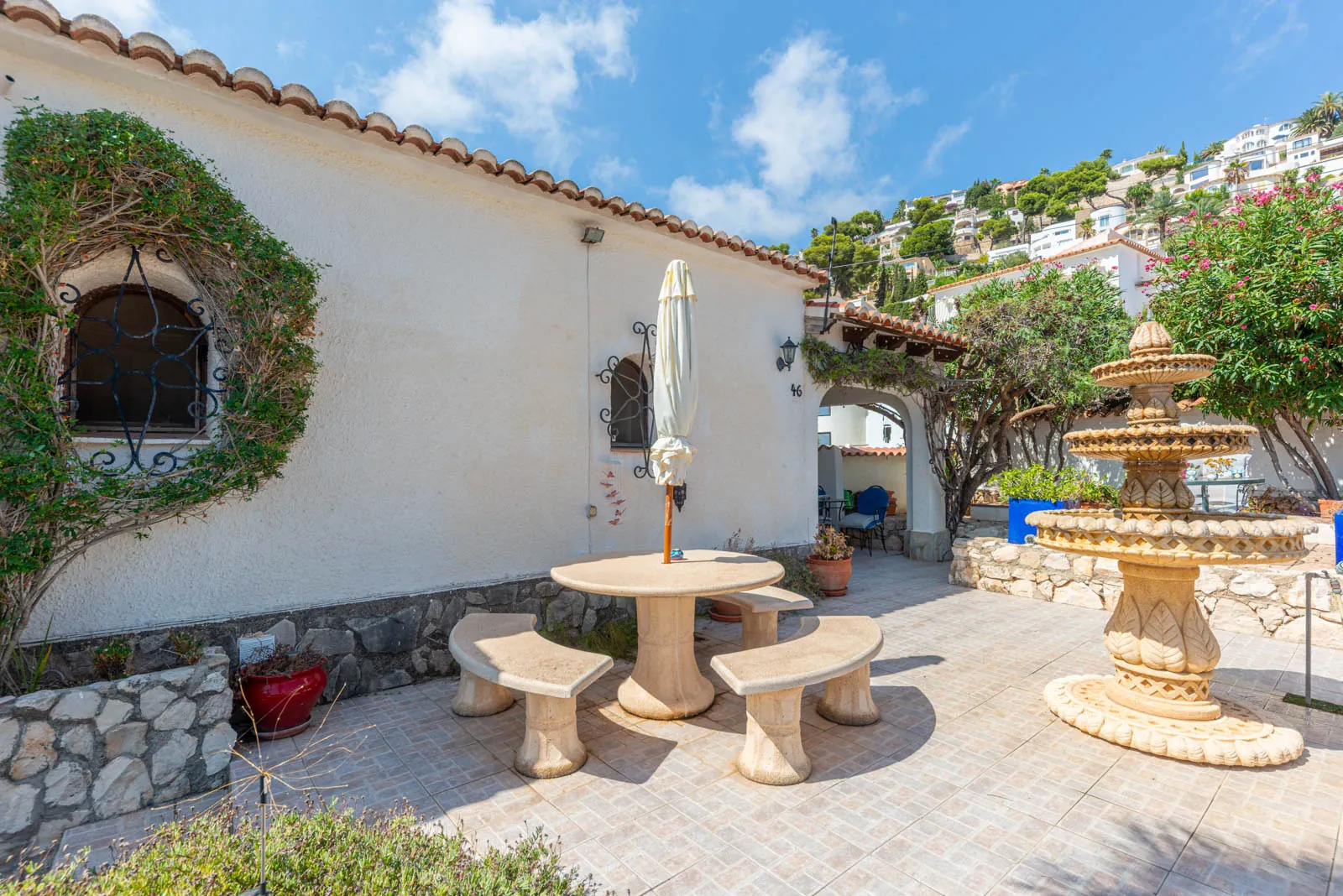 Villa te koop in Benissa, Montemar, met privézwembad.