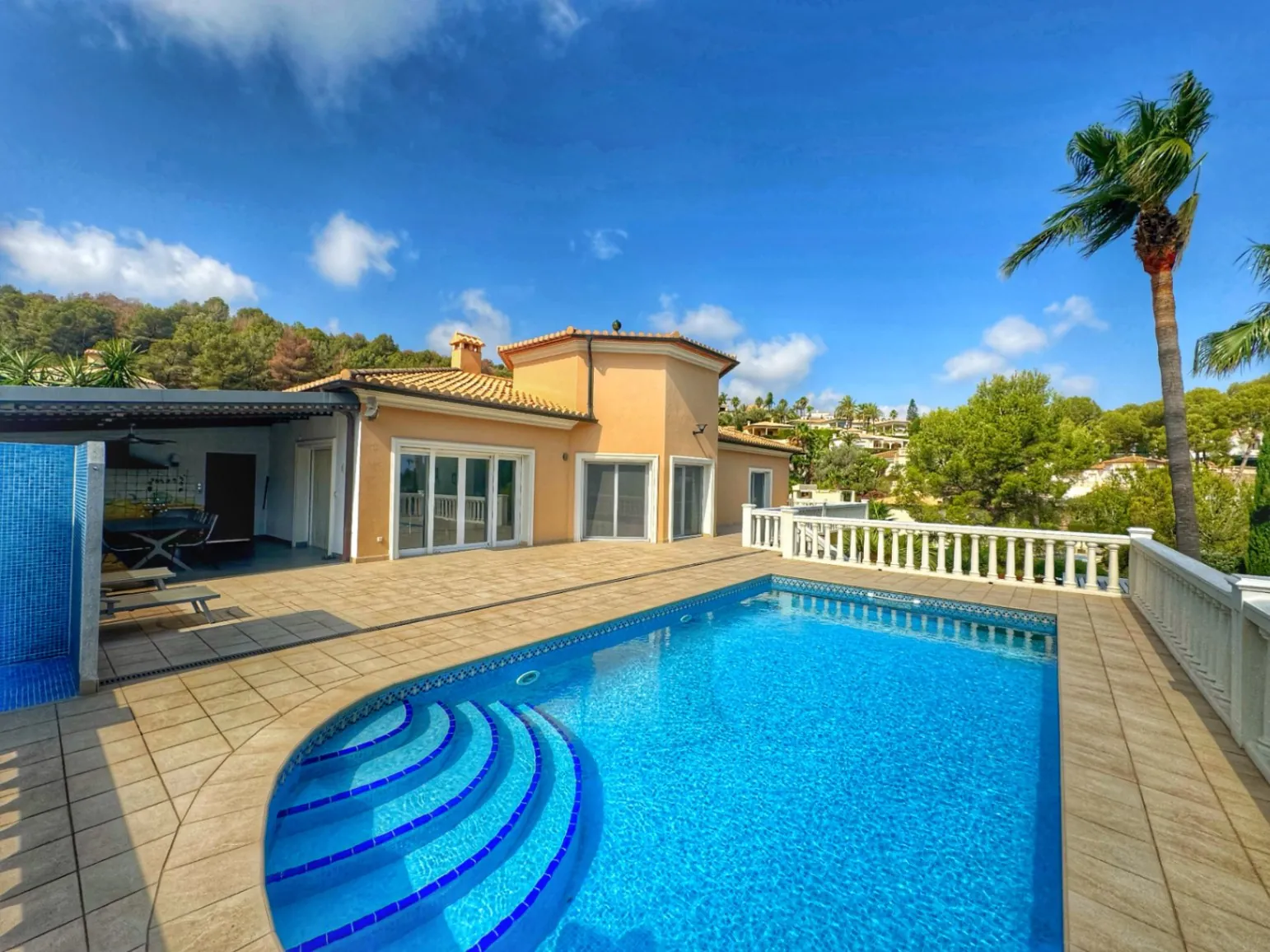 Exclusieve villa in Marquesa VI: privacy, luxe en comfort