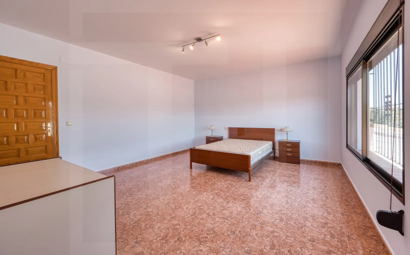Uitzonderlijk landelijk onroerend goed met ontwikkelingspotentieel in Moraira/Teulada