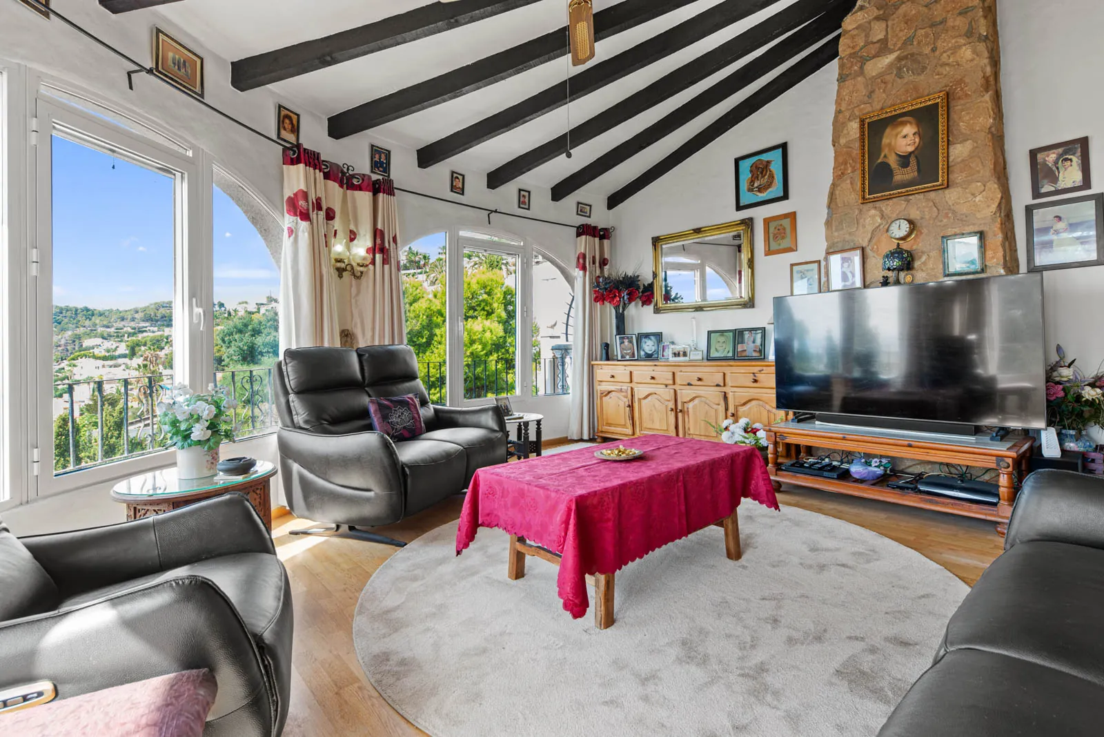 Villa te koop in Benissa, Montemar, met privézwembad.